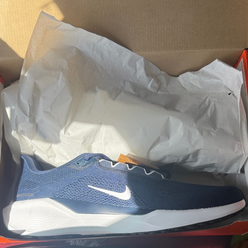 Nike Navy and White Running Sneakers Air Zoom Pegasus 41